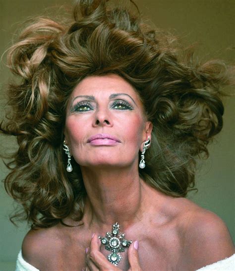 sofia lazzaro altezza|Biografia di Sophia Loren, vita e storia